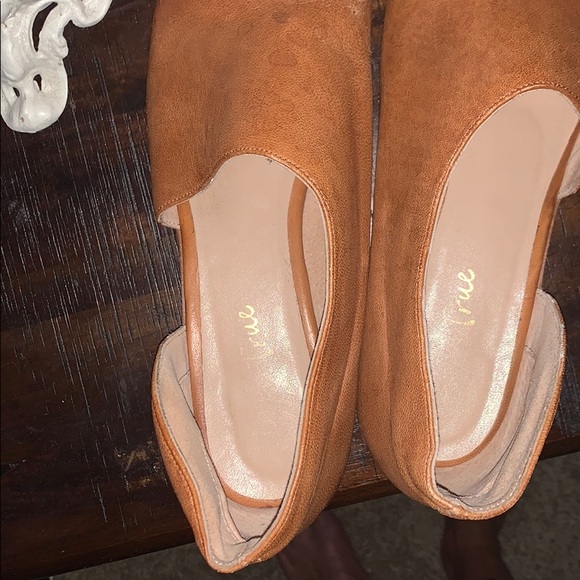 Angle Cut Loafer - Picture 6 of 10